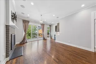 3541 N Sheffield Ave, Chicago, IL 60657 - Photo 10