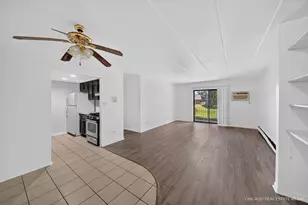138 E Bailey Rd, Naperville, IL 60565 - Photo 4