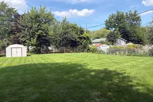 18610 W Karen Ln, Gurnee, IL 60031 - Photo 12