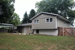 3457 Nancy Ln, Clifton, IL 61727 - Photo 6