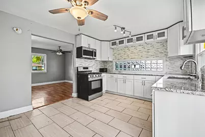 148 Blackhawk Drive, Park Forest, IL 60466 - Photo 8