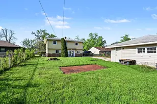 148 Blackhawk Dr, Park Forest, IL 60466 - Photo 14