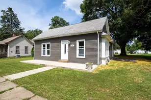 409 W Carter St, Stanford, IL 61774 - Photo 26