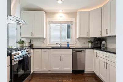 2455 W Erie Street, Chicago, IL 60612 - Photo 12