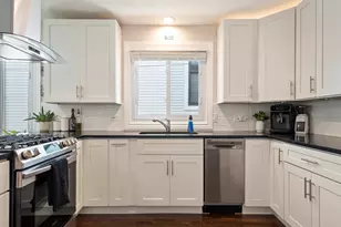2455 W Erie St, Chicago, IL 60612 - Photo 12