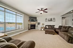 301 Arrowhead Dr, Minooka, IL 60447 - Photo 12