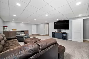 301 Arrowhead Dr, Minooka, IL 60447 - Photo 26