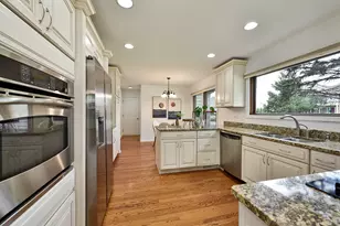 119 Craigie Ln, Inverness, IL 60067 - Photo 10