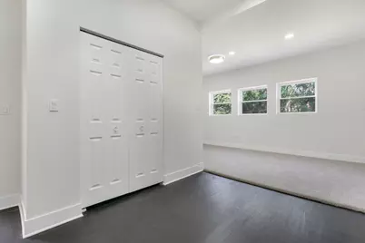 4917 S Washington Park Court, Chicago, IL 60615 - Photo 18