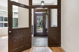 4917 S Washington Park Ct, Chicago, IL 60615 - Photo 2
