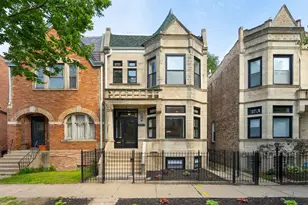 4917 S Washington Park Ct, Chicago, IL 60615 - Photo 1