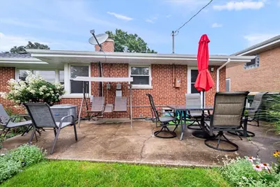 3805 W Jarlath Street, Lincolnwood, IL 60712 - Photo 24