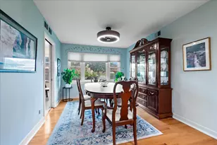 3805 W Jarlath St, Lincolnwood, IL 60712 - Photo 6