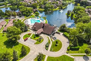 201 Lake Hinsdale Dr, Willowbrook, IL 60527 - Photo 38