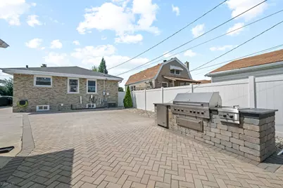 4743 N Nagle Avenue, Harwood Heights, IL 60706 - Photo 22