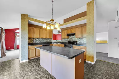 1632 Fredericksburg Lane, Aurora, IL 60503 - Photo 6