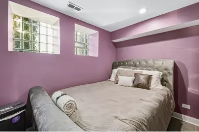 231 E 59th Street #1, Chicago, IL 60637 - Photo 10