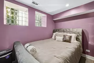 231 E 59th St, Chicago, IL 60637 - Photo 10