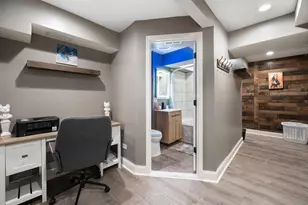 231 E 59th St, Chicago, IL 60637 - Photo 6
