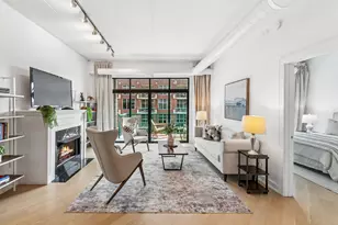 920 W Madison St, Chicago, IL 60607 - Photo 2