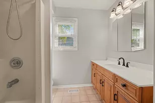 40W630 Atchison Dr, Hampshire, IL 60140 - Photo 20
