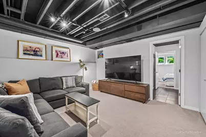 2948 W Belden Avenue, Chicago, IL 60647 - Photo 24