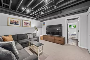 2948 W Belden Ave, Chicago, IL 60647 - Photo 24