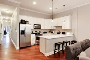 1353 W Grand Ave, Chicago, IL 60642 - Photo 6