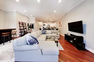 1353 W Grand Ave, Chicago, IL 60642 - Photo 4