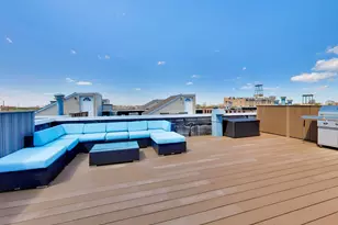 1353 W Grand Ave, Chicago, IL 60642 - Photo 28