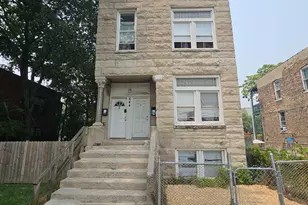644 N Albany Ave, Chicago, IL 60612 - Photo 2