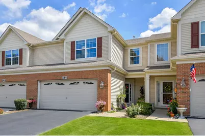 184 Birch Lane, Saint Charles, IL 60175 - Photo 1