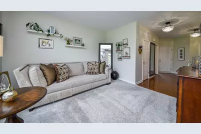 184 Birch Lane, Saint Charles, IL 60175 - Photo 4