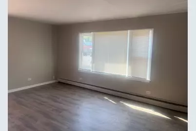 1340 N Main Street #D11, Wheaton, IL 60187 - Photo 2