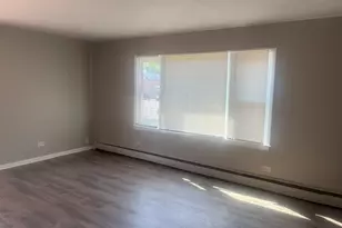 1340 N Main St, Wheaton, IL 60187 - Photo 2