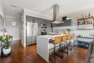 2506 N Rockwell St, Chicago, IL 60647 - Photo 2