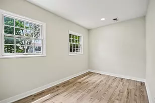 1312 W Oakmont Rd, Hoffman Estates, IL 60169 - Photo 22