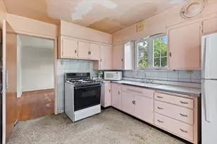 8423 S Wolcott Ave, Chicago, IL 60620 - Photo 4