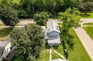 5602 Harrison St, Roscoe, IL 61073 - Photo 10