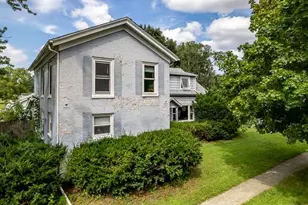 5602 Harrison St, Roscoe, IL 61073 - Photo 2