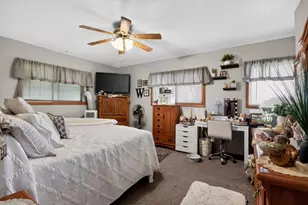 7060 Jacobs Rd, Macon, IL 62544 - Photo 12