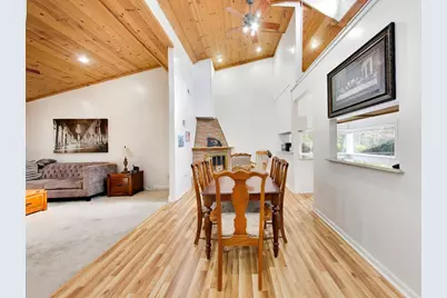 10238 W Wadsworth Road, Beach Park, IL 60099 - Photo 12