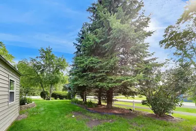 10238 W Wadsworth Road, Beach Park, IL 60099 - Photo 6