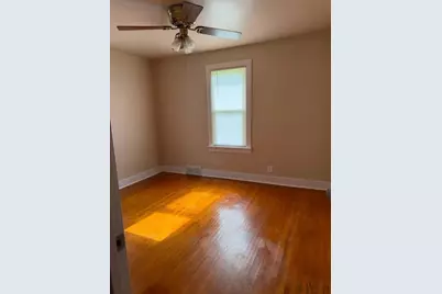 708 Henry Street, Peru, IL 61354 - Photo 14
