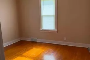 708 Henry St, Peru, IL 61354 - Photo 14