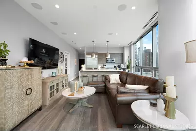 110 W Superior Street #1501, Chicago, IL 60654 - Photo 8