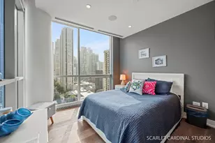110 W Superior St, Chicago, IL 60654 - Photo 14