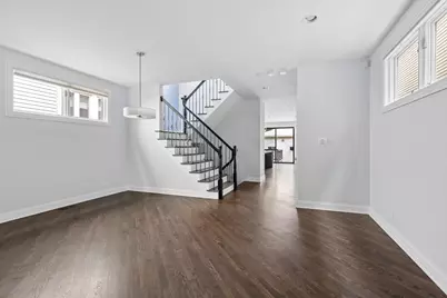 2041 N Whipple Street, Chicago, IL 60647 - Photo 10