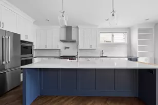 2041 N Whipple St, Chicago, IL 60647 - Photo 4