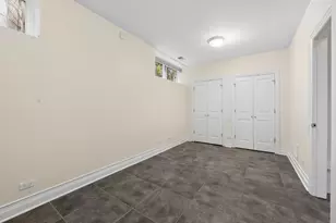 2041 N Whipple St, Chicago, IL 60647 - Photo 30